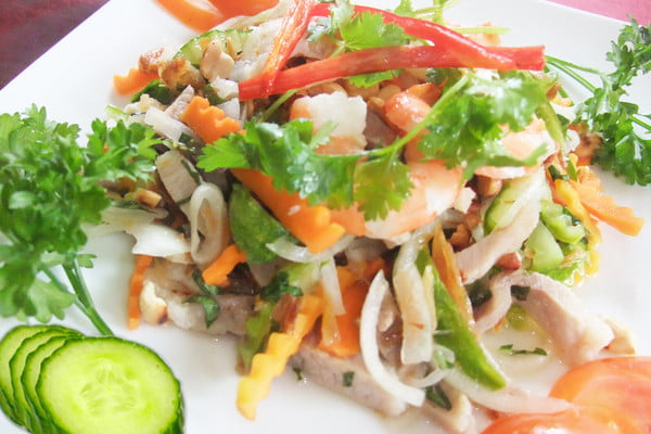 dua-leo-baby-ca-rot-tom-thit